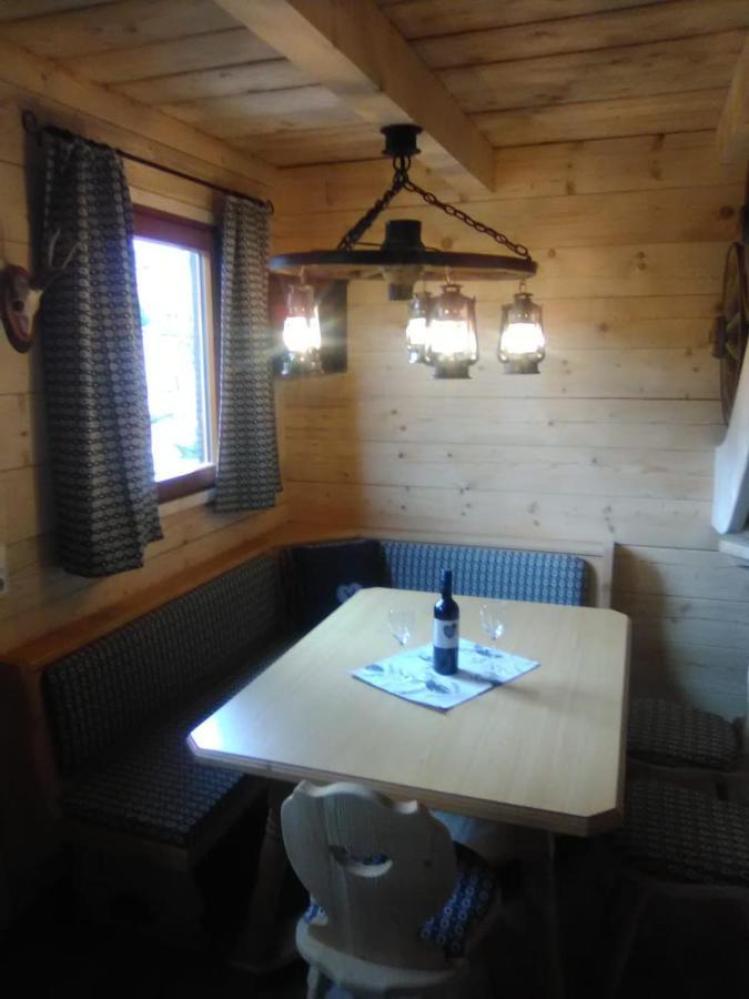 Troadkasten Seinerzeit Aich  Bagian luar foto